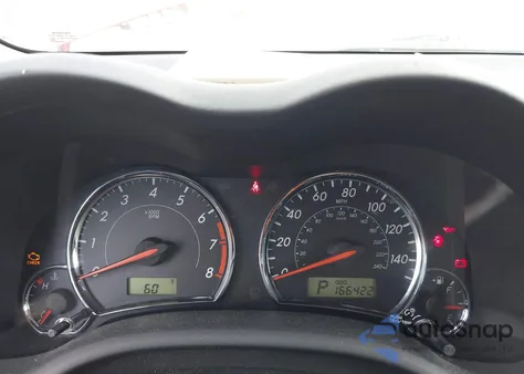 2013 Toyota Corolla S z USA, uszkodzony, nr VIN 5YFBU4EE7DP076223